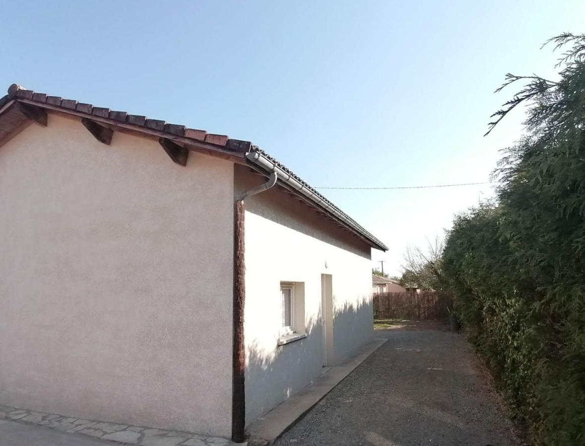 Maison De Campagne Galgon Exterior foto